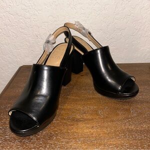 Naturalizer Kaisley Slingback Platform Chunky Heel Sandal Shoes